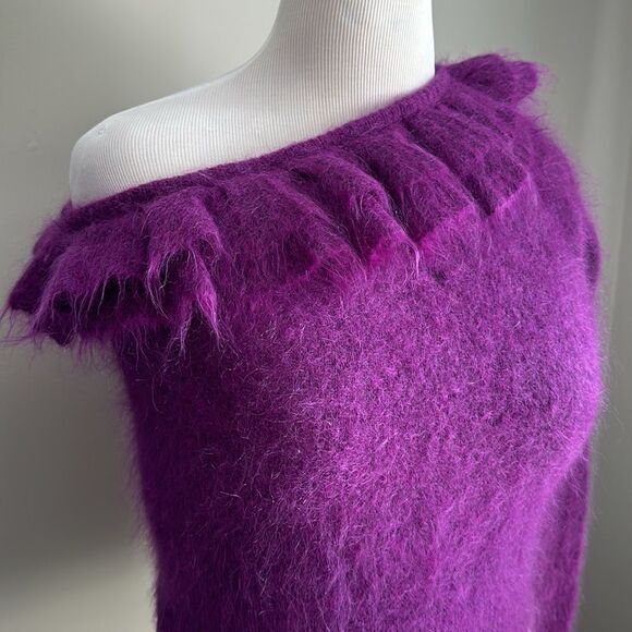 ZARA Purple One shoulder Long Sleeve Ruffled asymmetrical Knit Sweater Size S - Picture 2 of 9